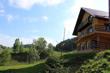 Фотографии Виллы Casa Sisif г. Фундата (Румыния) №1 Фото Виллы Casa Sisif г. Фундата 1