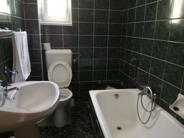 Фото номера Коттедж с 6 спальнями Дома для отпуска Casa Alba г. Фундата 62