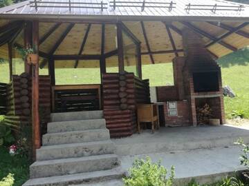 Фото номера Коттедж с 6 спальнями Дома для отпуска Casa Alba г. Фундата 34